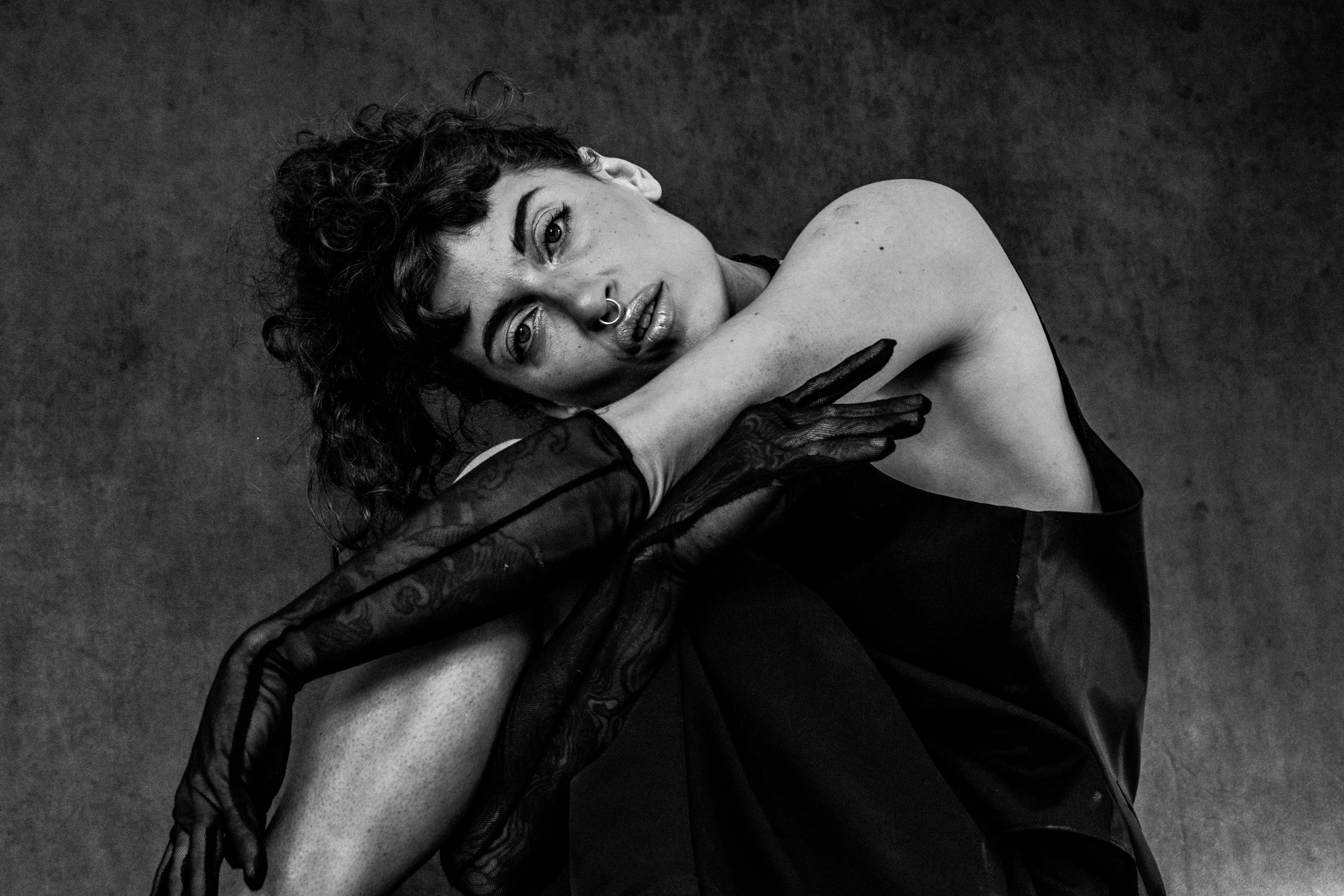 Portfolio boudoir Vanguardia by Negrovski - fotografia artistica 13 en estilo cinematografico