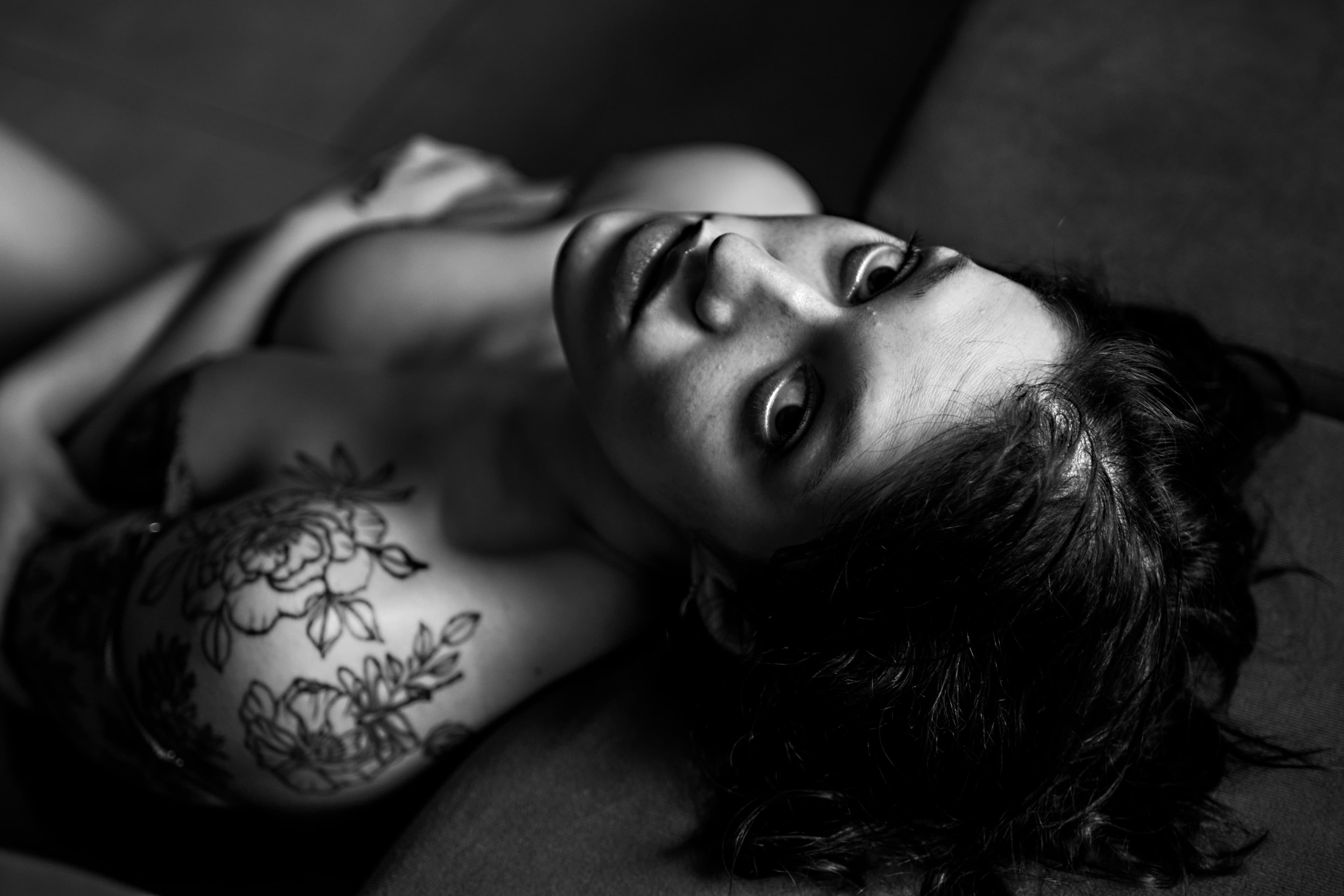 Portfolio boudoir Vanguardia by Negrovski - fotografia artistica 35 en estilo cinematografico